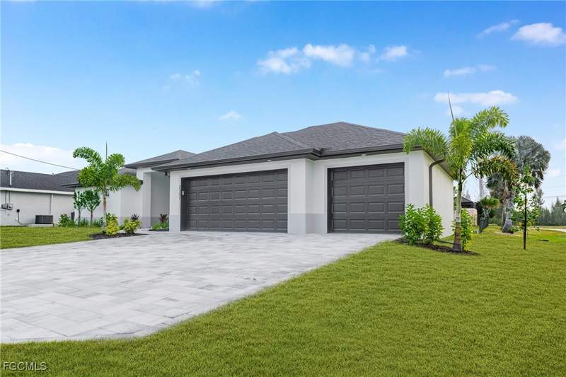 3 bedroom SingleFamilyResidence at 2301 NW 34th Ave, Cape Coral, Cape Coral — photo 5
