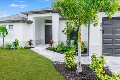 2301 NW 34th Ave, Cape Coral FL - photo 6 of 48