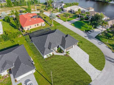 2301 NW 34th Ave, Cape Coral FL - photo 7 of 48