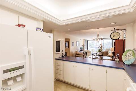 4585 Trawler Ct 302, Fort Myers FL - photo 10 of 48