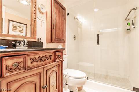 4585 Trawler Ct 302, Fort Myers FL - photo 17 of 48