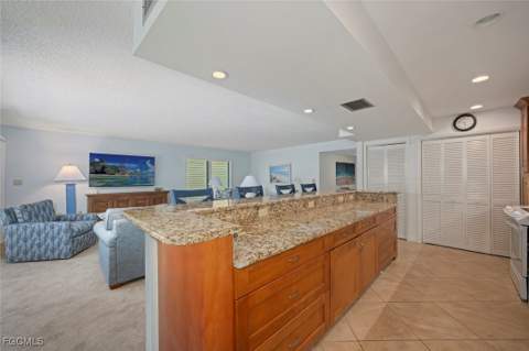 2721 W Gulf Dr 213, Sanibel FL - photo 14 of 49