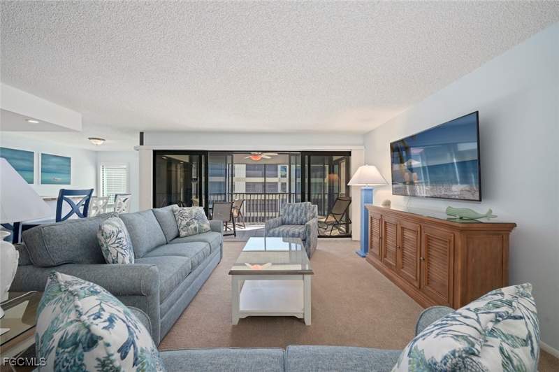 2 bedroom Condominium at 2721 W Gulf Dr 213, Kings Crown, Sanibel — photo 3