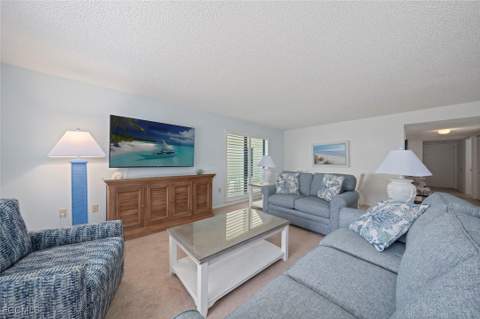 2721 W Gulf Dr 213, Sanibel FL - photo 6 of 49