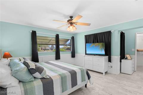 4902 Seville Ct, Cape Coral FL - photo 14 of 37
