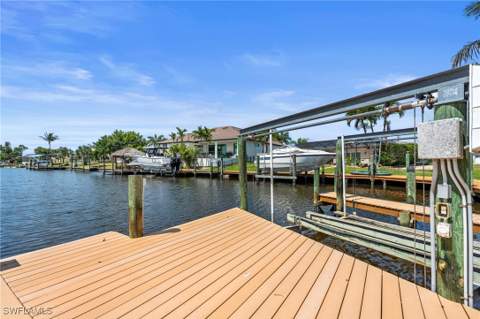 4902 Seville Ct, Cape Coral FL - photo 23 of 37