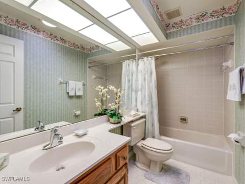 602 Augusta Blvd 3, Naples FL - photo 8 of 8