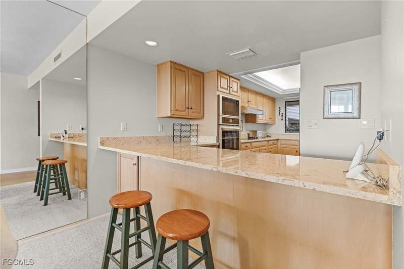 2 bedroom Condominium at 5260 S Landings DR 802, ARIEL, Fort Myers — photo 3