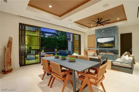 349 2nd Ave N, Naples FL - photo 12 of 40