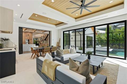 349 2nd Ave N, Naples FL - photo 13 of 40