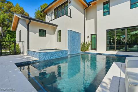 349 2nd Ave N, Naples FL - photo 15 of 40