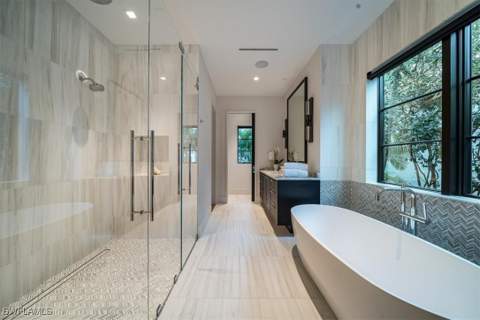 349 2nd Ave N, Naples FL - photo 23 of 40