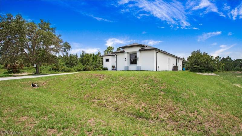 4 bedroom SingleFamilyResidence at 1809 Monroe Ave, Lehigh Acres, Lehigh Acres — photo 5