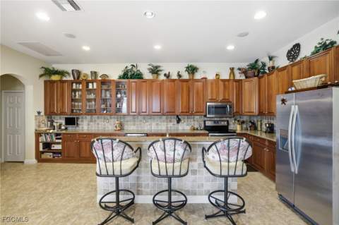 14143 Bently Cir, Fort Myers FL - photo 15 of 45