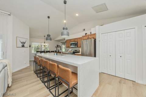 361 9th St NW, Naples FL - photo 9 of 24