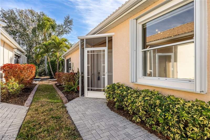 3 bedroom Attached at 7678 Bay Lake Dr, Reflection Lakes, Fort Myers — photo 3