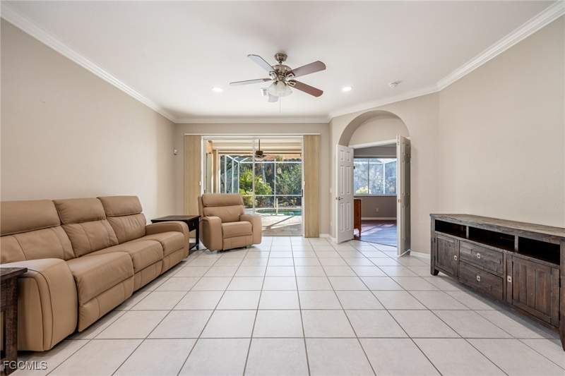 3 bedroom Attached at 7678 Bay Lake Dr, Reflection Lakes, Fort Myers — photo 5