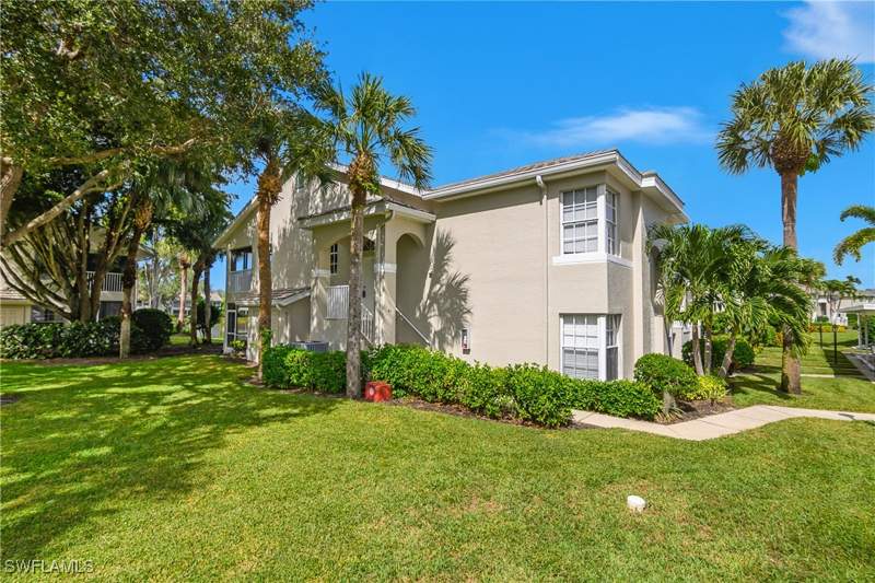 3 bedroom Condominium at 13061 Hamilton Harbour Dr R1, Bermuda Greens, Naples — photo 2