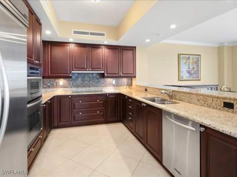 1050 Borghese Ln 1804, Naples FL - photo 11 of 36