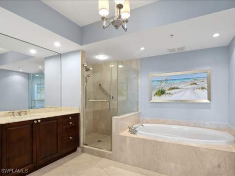 1050 Borghese Ln 1804, Naples FL - photo 14 of 36