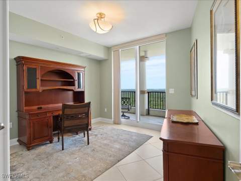 1050 Borghese Ln 1804, Naples FL - photo 19 of 36