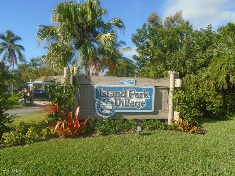 2 bedroom Attached at 17594 Osprey Inlet Ct, Island Park Village, Fort Myers — photo 3