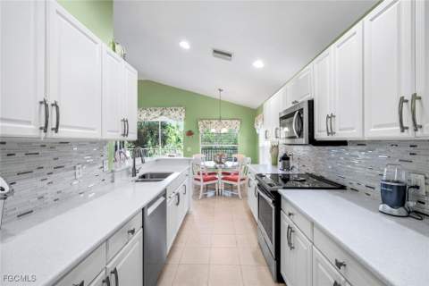 11019 Mill Creek Way 901, Fort Myers FL - photo 14 of 33