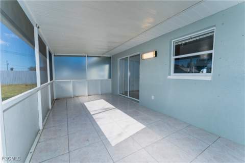 224 NE 9th Ter, Cape Coral FL - photo 10 of 48