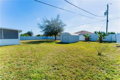 224 NE 9th Ter, Cape Coral FL - photo 13 of 48