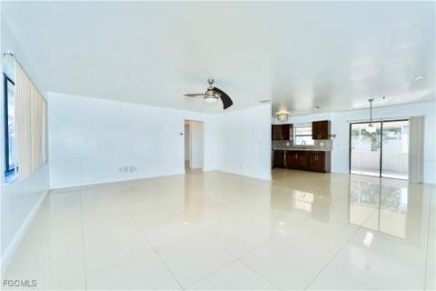 224 NE 9th Ter, Cape Coral FL - photo 9 of 48