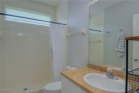1050 Hancock Creek South Blvd 203, Cape Coral FL - photo 14 of 20