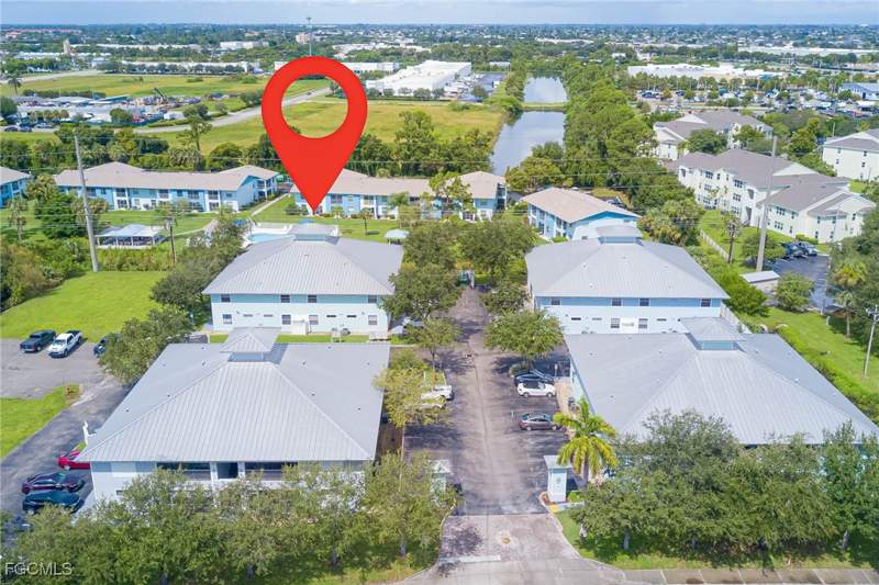 2 bedroom Condominium at 1050 Hancock Creek South Blvd 203, Pine Key Condominium Resort, Cape Coral — photo 2
