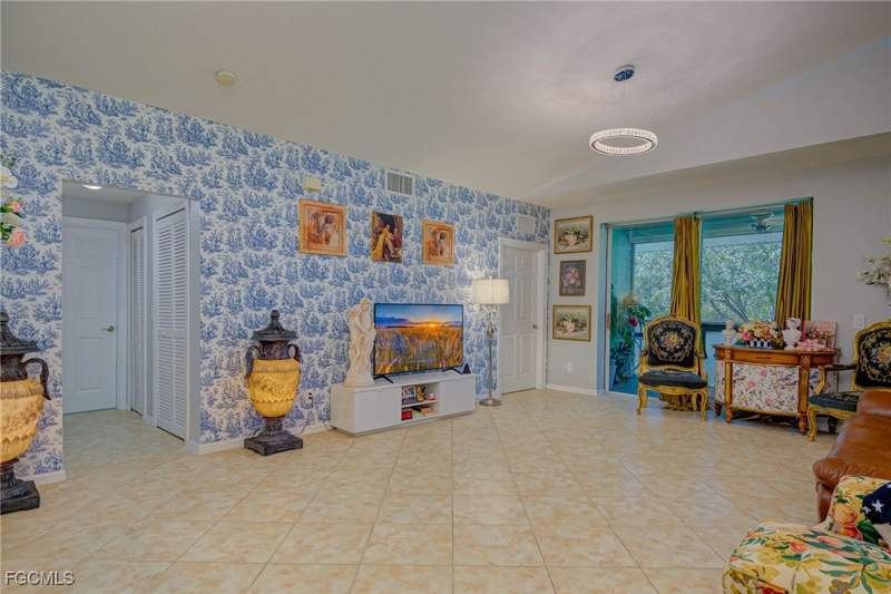 2 bedroom Condominium at 1050 Hancock Creek South Blvd 203, Pine Key Condominium Resort, Cape Coral — photo 3