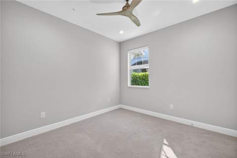 2554 Seychelles Dr 904, Naples FL - photo 19 of 36