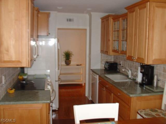 2 bedroom Condominium at 2350 W 1st St 606, First Harbour Tower Condo, Fort Myers — photo 4