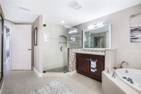 6081 Silver King Blvd 404, Cape Coral FL - photo 14 of 49
