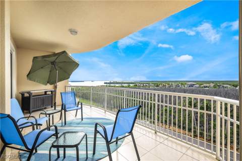 6081 Silver King Blvd 404, Cape Coral FL - photo 24 of 49