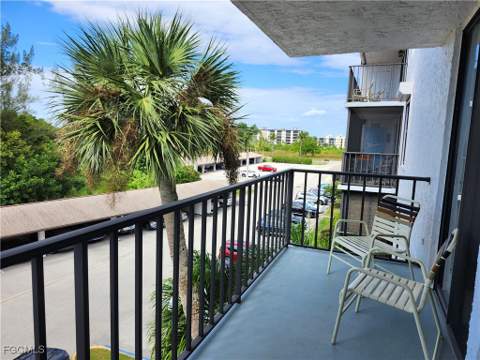 3490 N Key Dr 403, North Fort Myers FL - photo 13 of 26