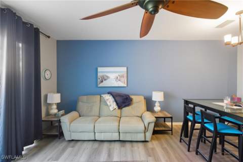 8461 Village Edge Cir 2, Fort Myers FL - photo 8 of 43