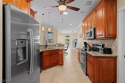 5025 SW 10th Ave, Cape Coral FL - photo 11 of 40