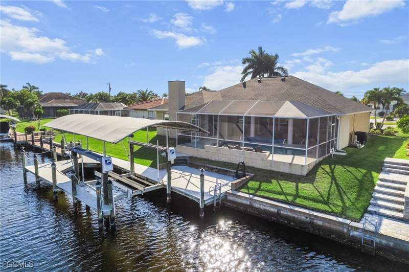 3 bedroom SingleFamilyResidence at 5025 SW 10th Ave, Cape Coral, Cape Coral — photo 2