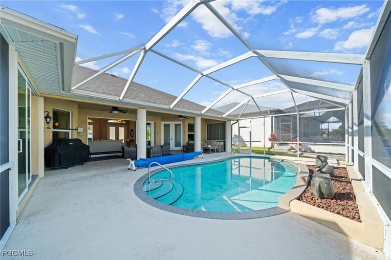 3 bedroom SingleFamilyResidence at 5025 SW 10th Ave, Cape Coral, Cape Coral — photo 3
