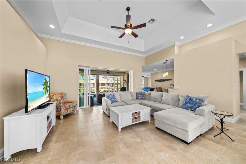 3 bedroom SingleFamilyResidence at 5025 SW 10th Ave, Cape Coral, Cape Coral — photo 5