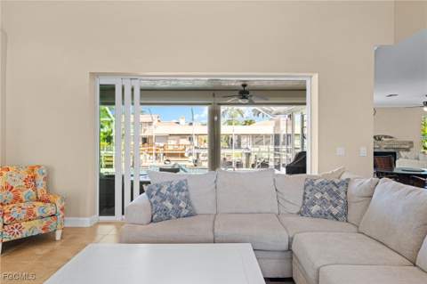 5025 SW 10th Ave, Cape Coral FL - photo 8 of 40