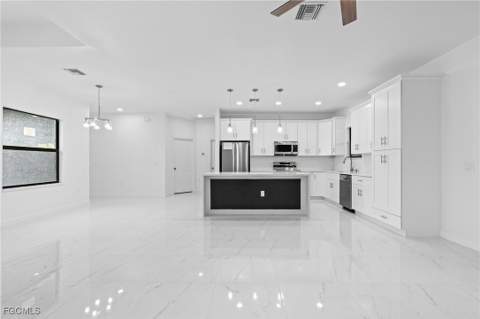 845 Milano Ave S, Lehigh Acres FL - photo 10 of 34