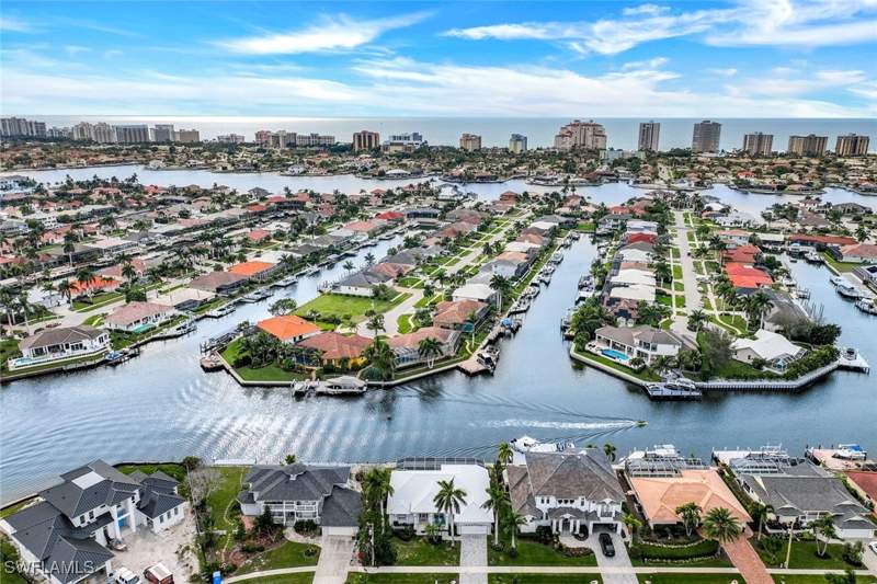 3 bedroom SingleFamilyResidence at 1159 Whiteheart Ct, Marco Beach, Marco Island — photo 3