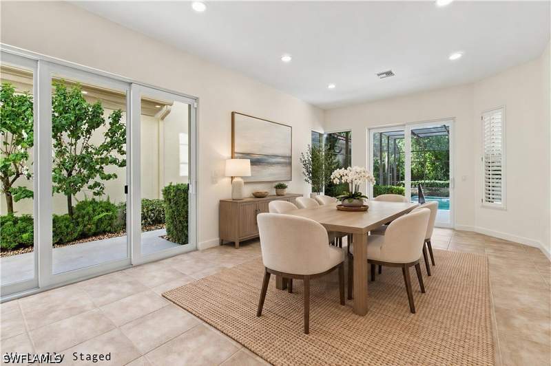 5 bedroom SingleFamilyResidence at 8169 Via Vecchia, Vizcaya At Bay Colony, Naples — photo 5