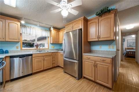 19658 Eagle Trace Ct, North Fort Myers FL - photo 16 of 40
