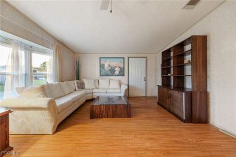 19658 Eagle Trace Ct, North Fort Myers FL - photo 7 of 40