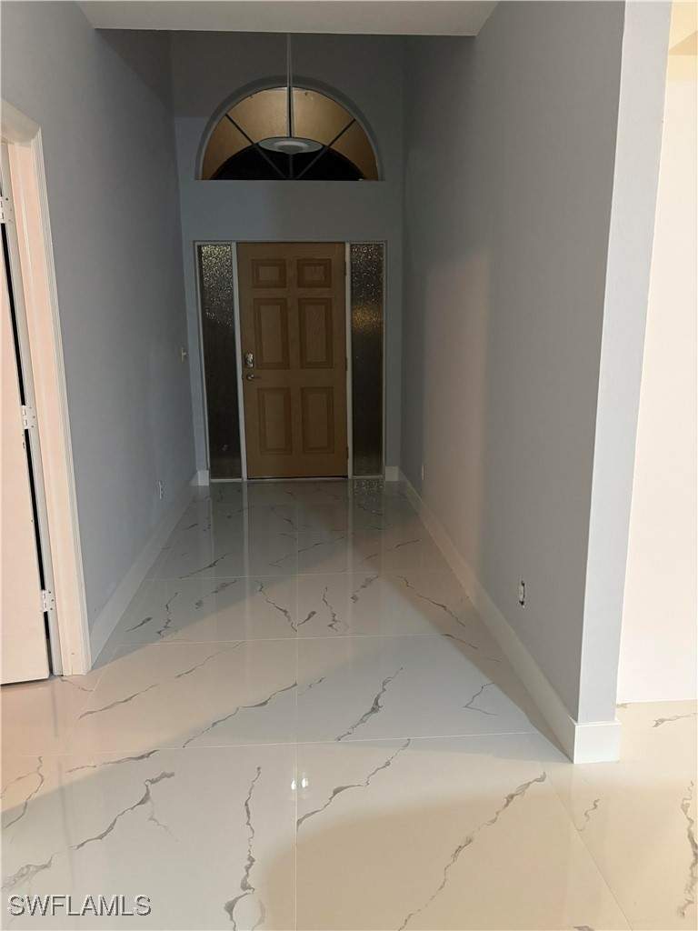 3 bedroom SingleFamilyResidence at 1025 Moon Lake Dr, Moon Lake, Naples — photo 3